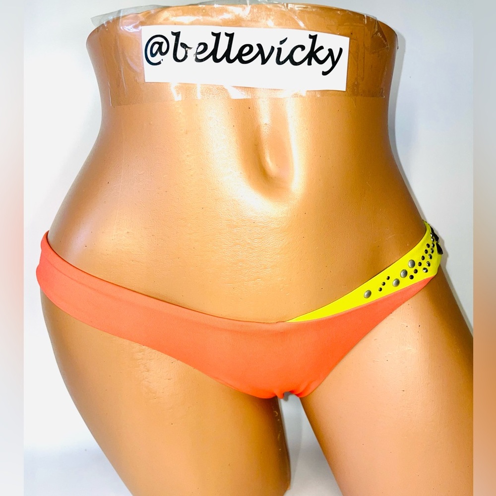 NWT Victoria’s Secret Cheeky Brazilian Bottom Orange Yellow Metal Accents E89